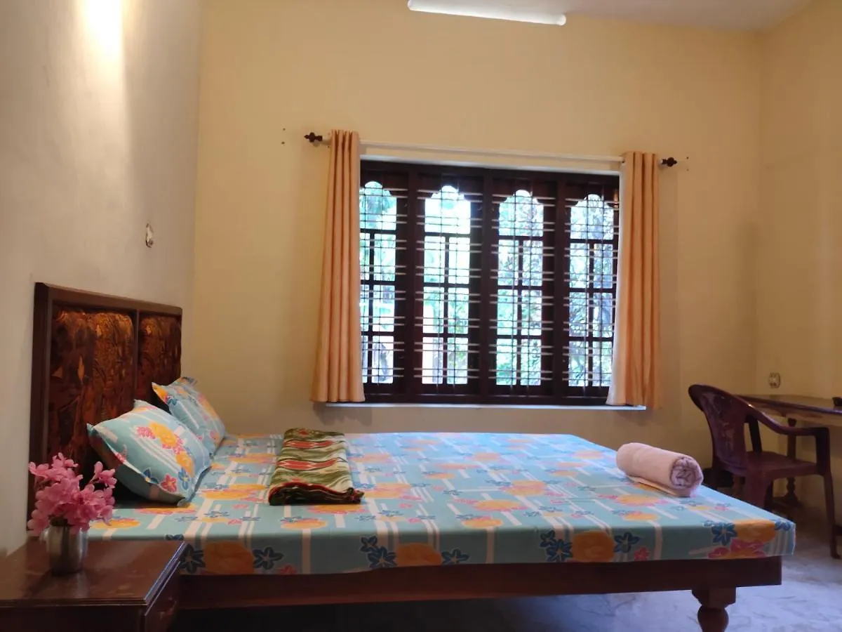 Palazhi Hotel Kovalam Guest house